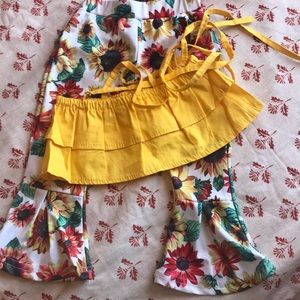 Sunflower, Toddler girl dress up clothes.